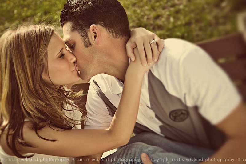 michigan outdoor engagement pictures