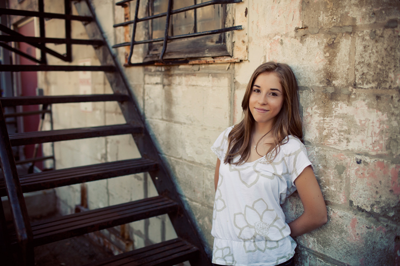 Creative High School Senior Pictures in Birmingham