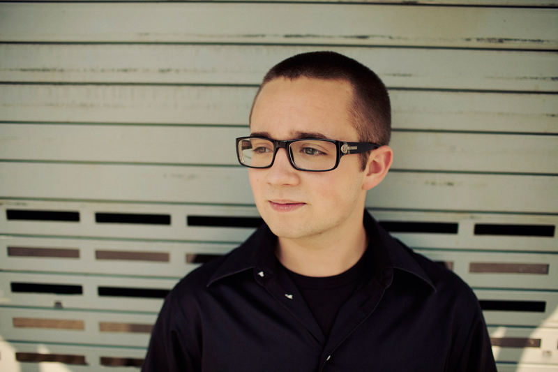 Close up Ideas for Guy Senior Portrait Shoot